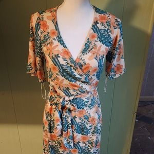 S/m Roxy floral wrap dress